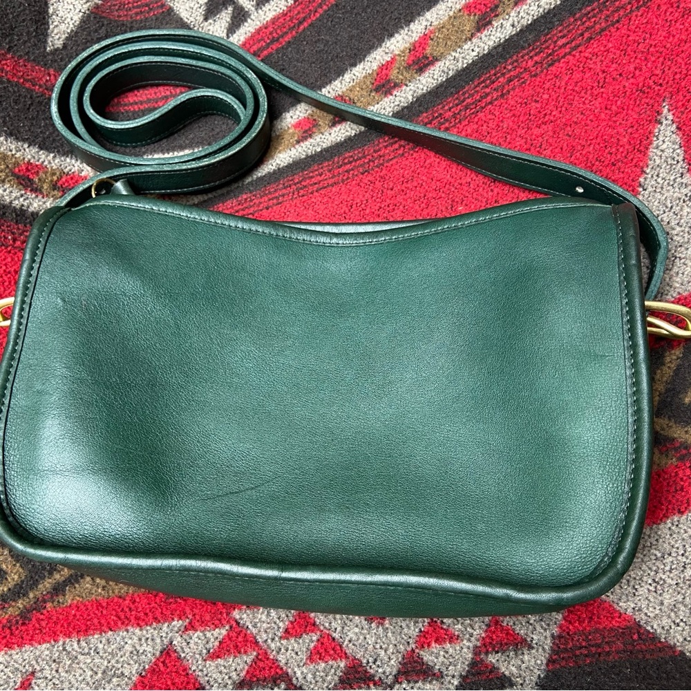 Vintage Coach Bottle Green Mitchell Zip